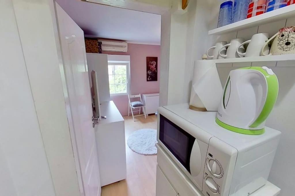 Apartment Bonjour, 5Th Floor, No Elevator Zagreb Bagian luar foto