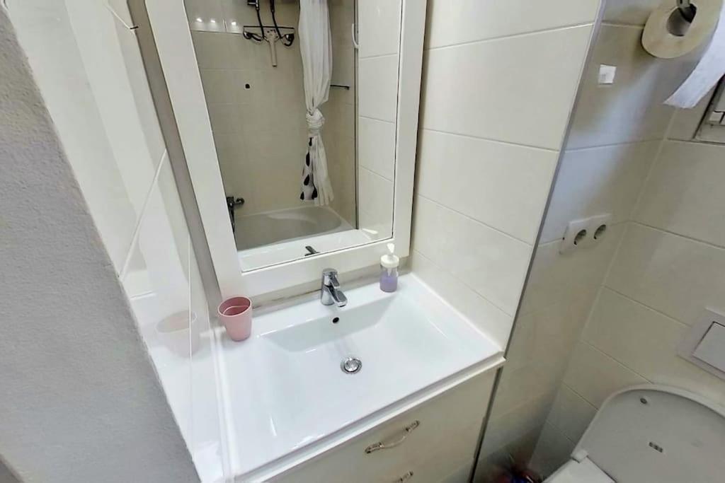 Apartment Bonjour, 5Th Floor, No Elevator Zagreb Bagian luar foto