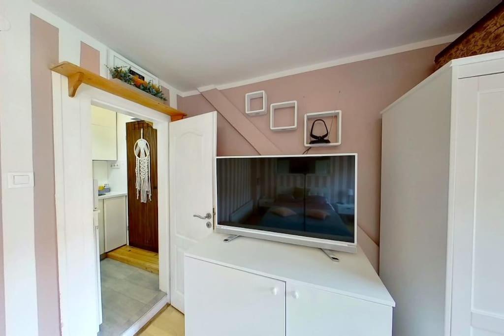 Apartment Bonjour, 5Th Floor, No Elevator Zagreb Bagian luar foto