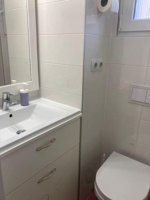 Apartment Bonjour, 5Th Floor, No Elevator Zagreb Bagian luar foto