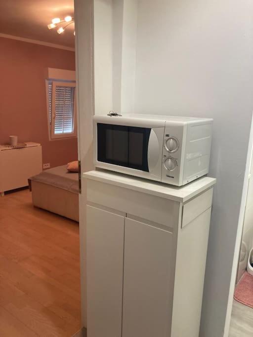 Apartment Bonjour, 5Th Floor, No Elevator Zagreb Bagian luar foto