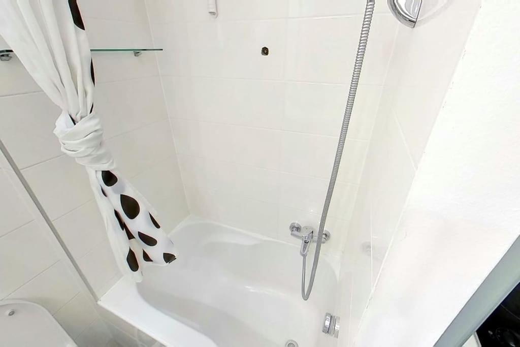 Apartment Bonjour, 5Th Floor, No Elevator Zagreb Bagian luar foto